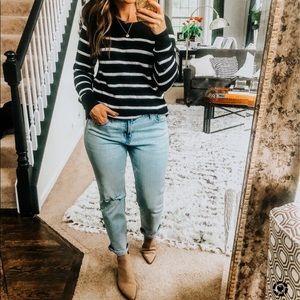 Black and white stripe sweater